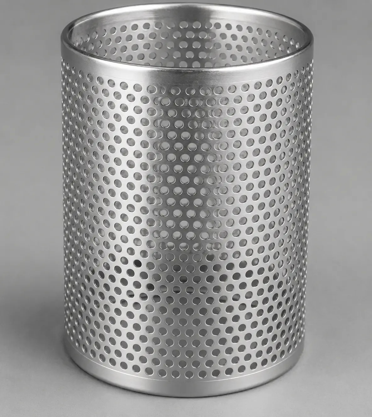 Perforated basket filter with machined flange and Viton seal